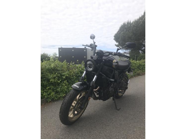 YAMAHA XSR 700