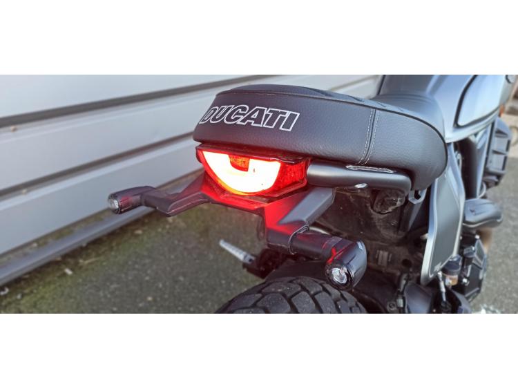 DUCATI SCRAMBLER NIGHT SHIFT A2