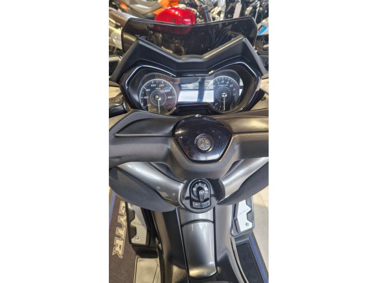 YAMAHA XMAX 125 TECH MAX garantie 12 mois