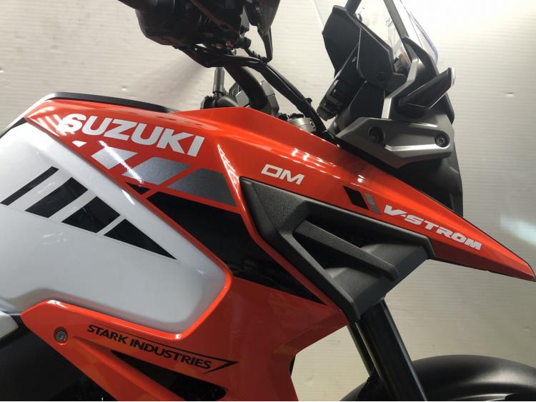 SUZUKI DL 1050 V-STROM XT 