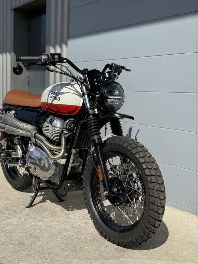 ROYAL ENFIELD Interceptor 650