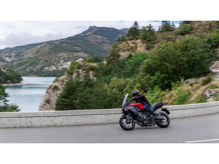YAMAHA TRACER 9 Y-AMT