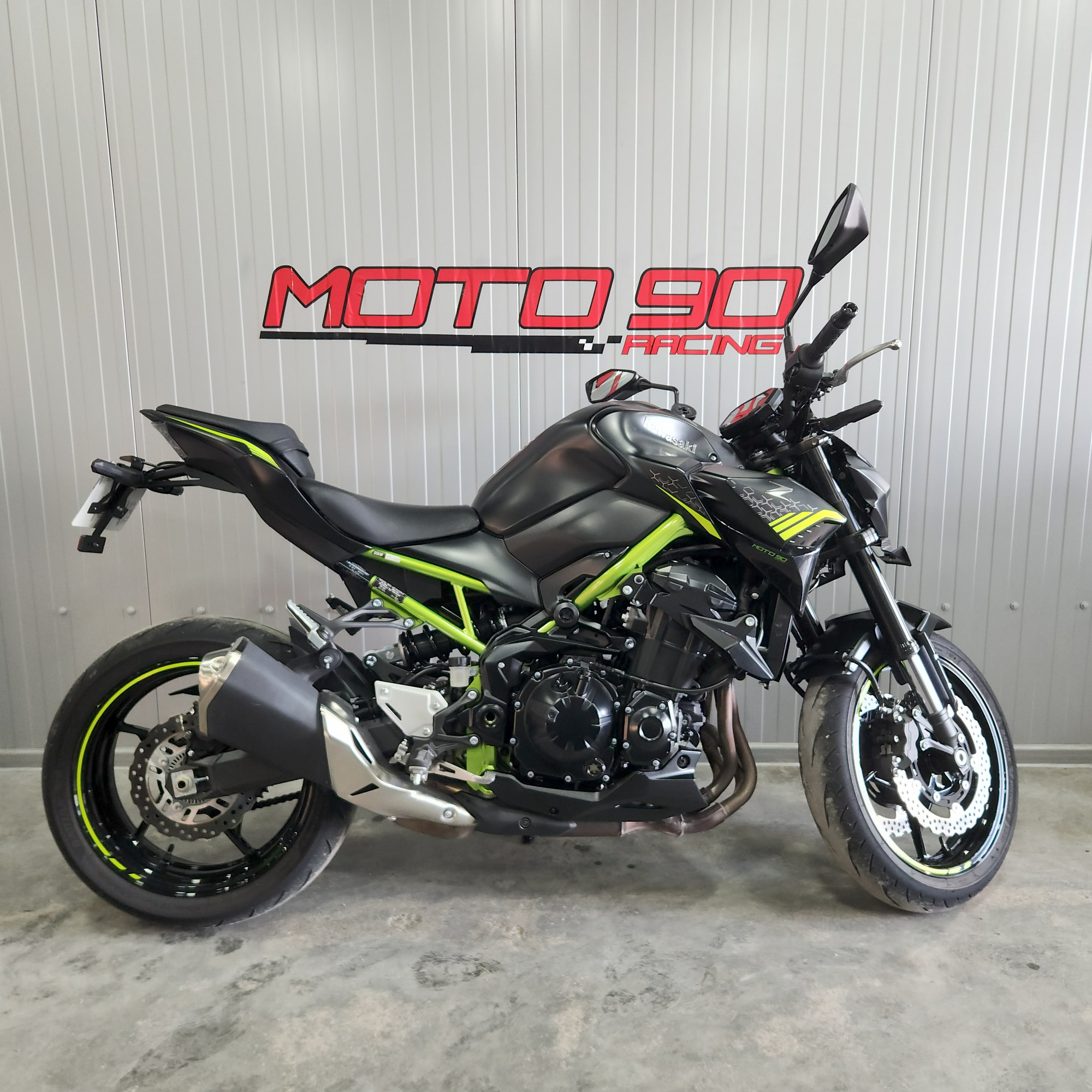 KAWASAKI Z 900