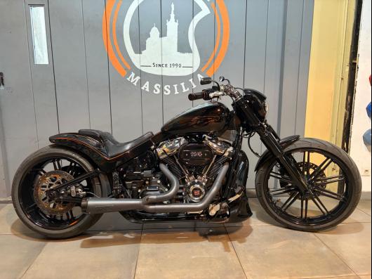 HARLEY-DAVIDSON SOFTAIL BREAKOUT 1868