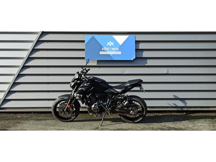 YAMAHA MT-07
