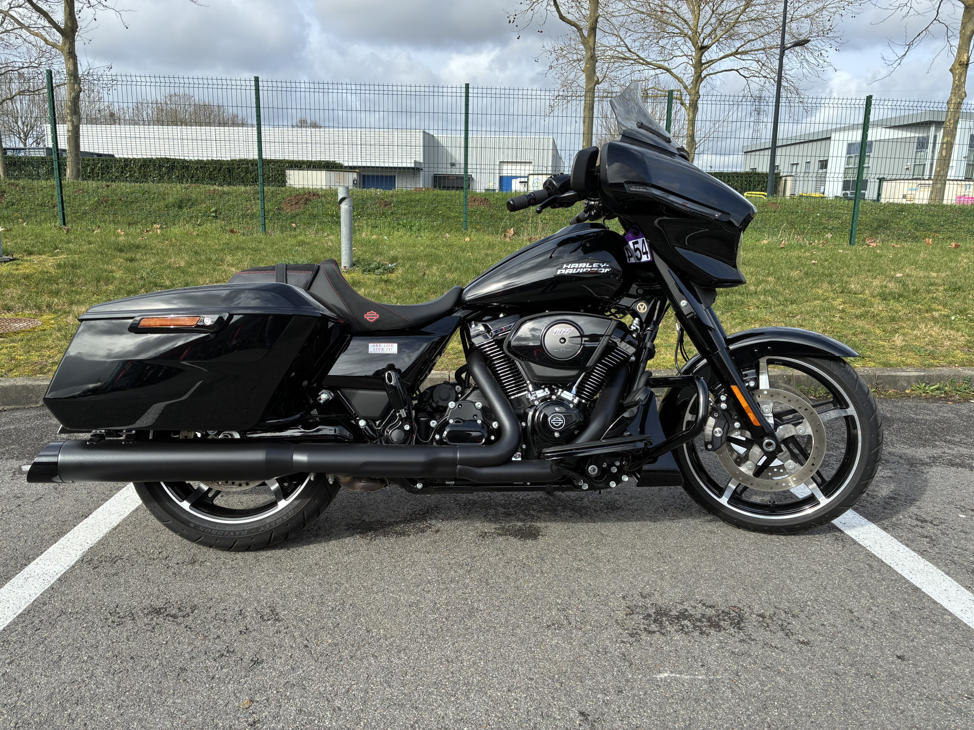 HARLEY-DAVIDSON TOURING STREET GLIDE 1923