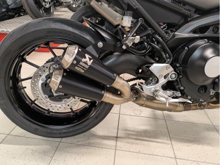 YAMAHA XSR 900