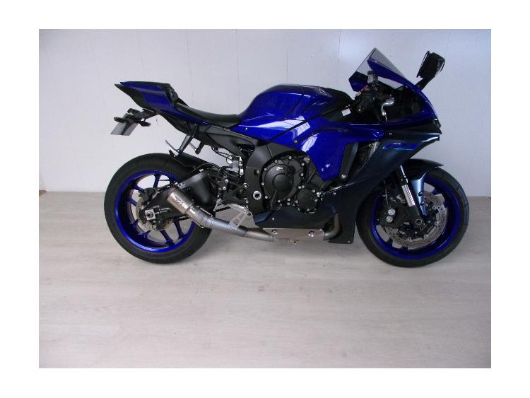 YAMAHA YZF 1000 R1