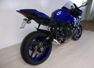 YAMAHA YZF 1000 R1