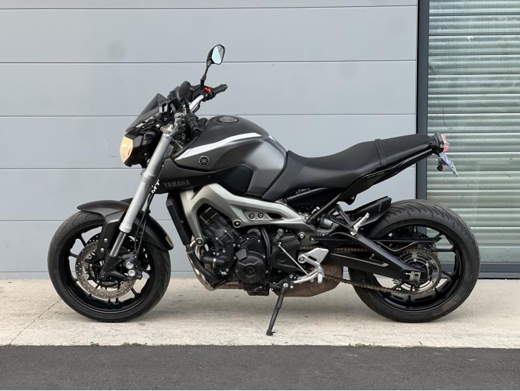 YAMAHA MT-09 ABS