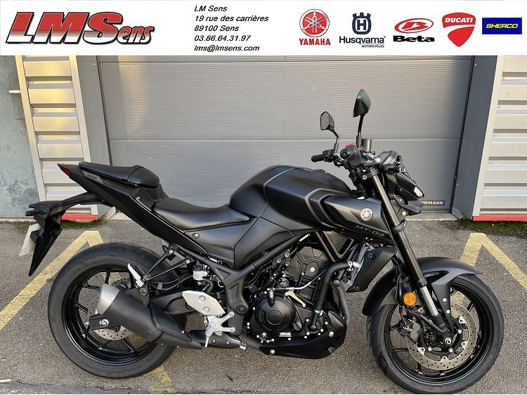 YAMAHA MT-03 