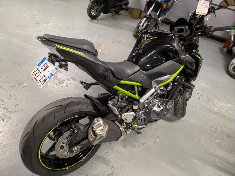 KAWASAKI Z 900