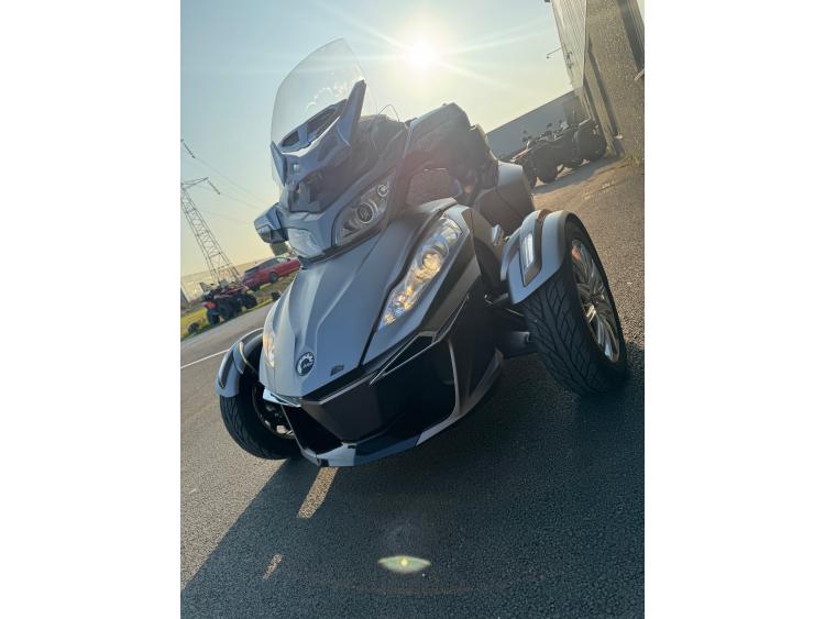 CAN-AM SPYDER RT