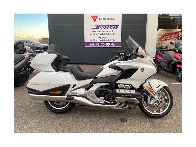 HONDA GL1800 GOLDWING