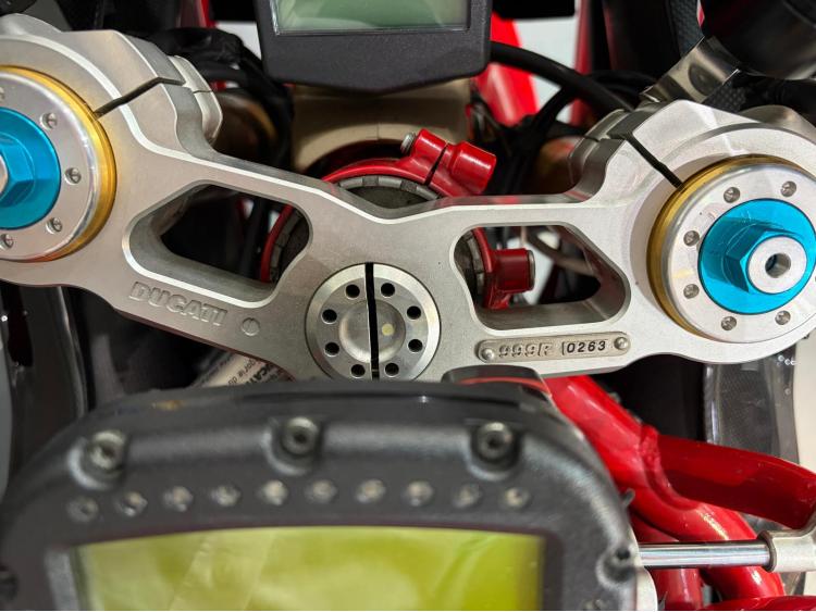 DUCATI 999 R - Dépôt vente