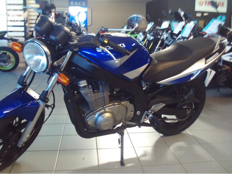SUZUKI GS 500 E