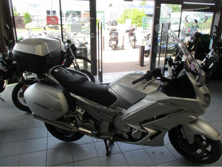 YAMAHA FJR 1300 AE