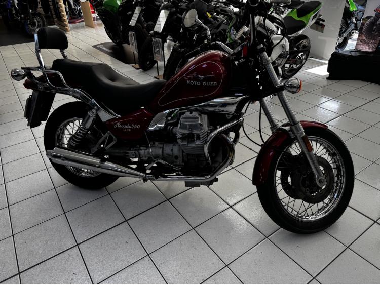 MOTO GUZZI NEVADA