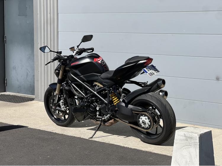 DUCATI 848 STREETFIGHTER