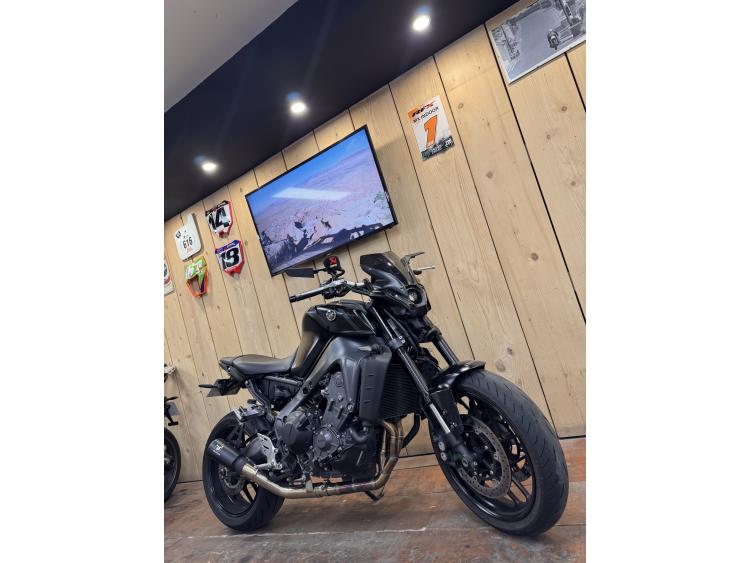 YAMAHA MT-09 35KW / ECHAPPEMENT XRACE / GARANTIE 12 MOIS