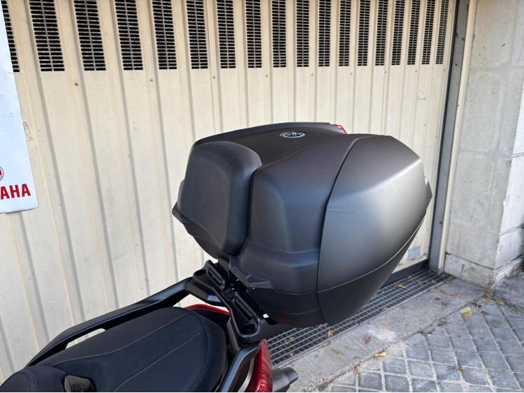 YAMAHA XMAX 125 TECH MAX