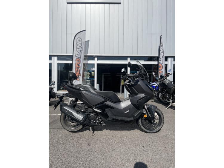 HONDA ADV 350