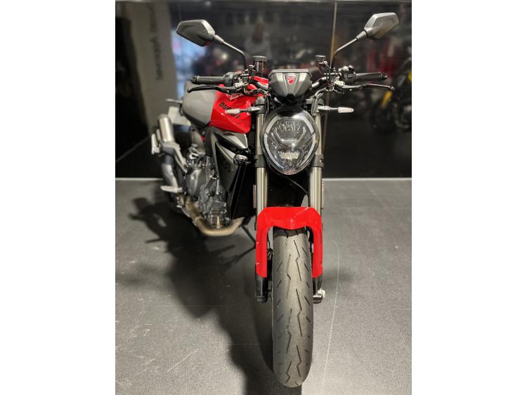DUCATI MONSTER V2