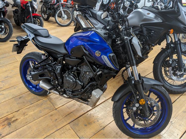 YAMAHA MT-07