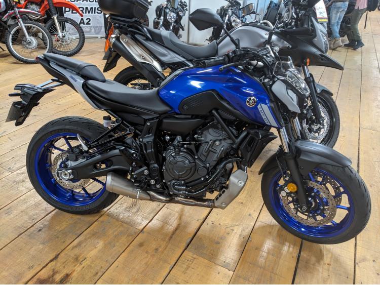 YAMAHA MT-07
