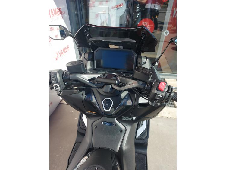 YAMAHA XP T-MAX 560 TECH MAX