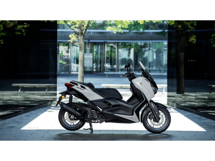 YAMAHA XMAX 125 TECH MAX