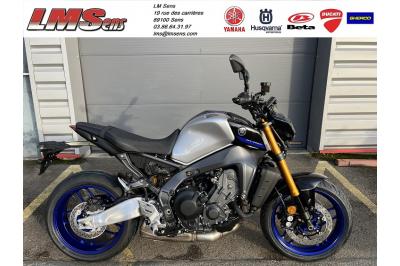 YAMAHA MT-09 SP