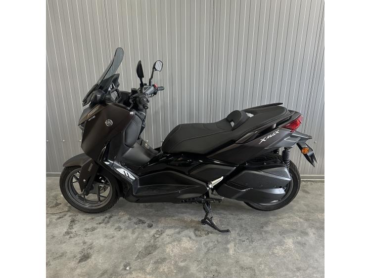 YAMAHA XMAX 300 Tech Max