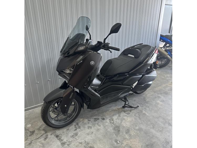 YAMAHA XMAX 300 Tech Max