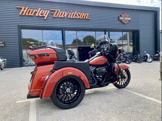 HARLEY-DAVIDSON TRIKE TRI GLIDE 1868 ULTRA