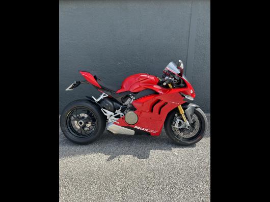 DUCATI PANIGALE V4S
