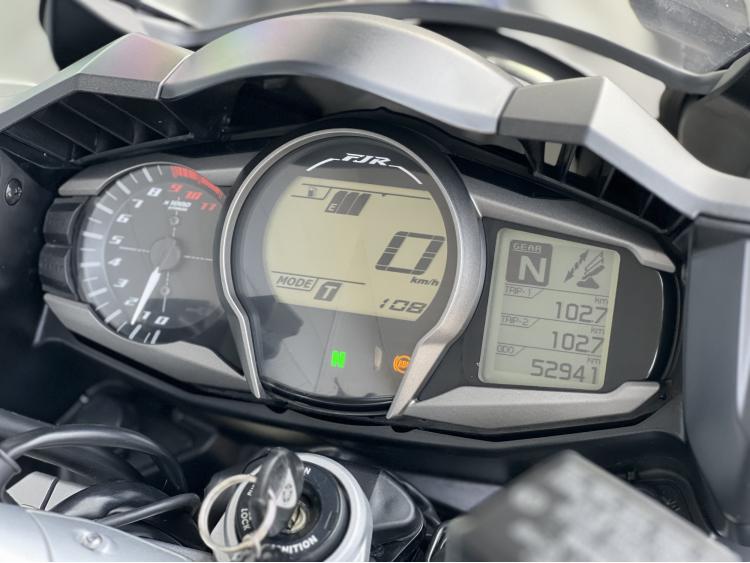 YAMAHA FJR 1300 AE