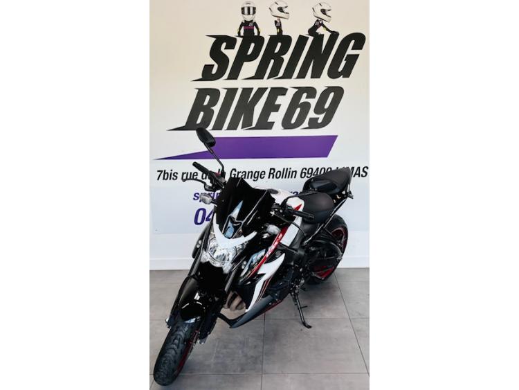 SUZUKI GSX-S 1000