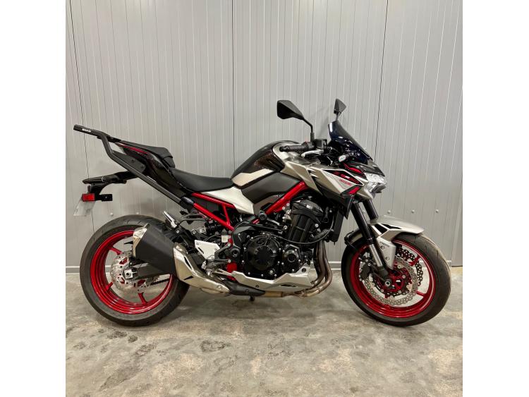KAWASAKI Z 900