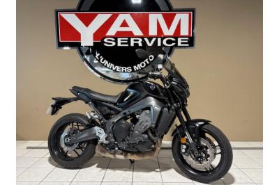 YAMAHA MT-09