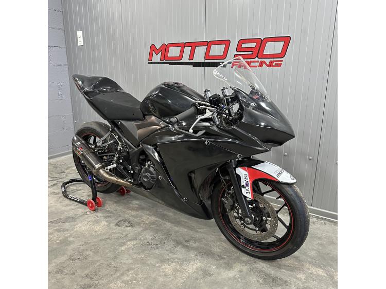 YAMAHA YZF-R3