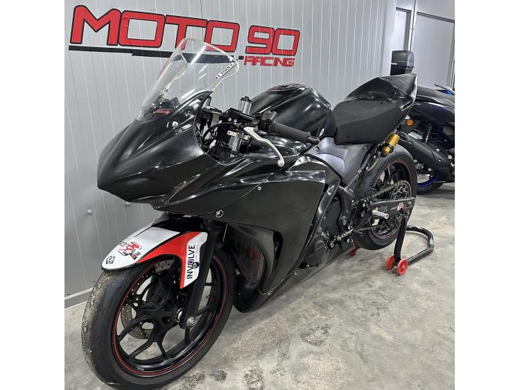 YAMAHA YZF-R3