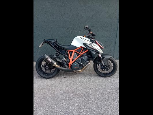 photo-annonce-ktm-1290-super-duke-r_68dff3cba0c27769855500.jpg