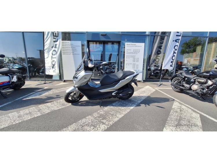 VOGE SR1 125