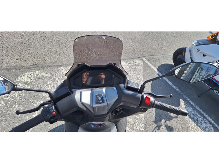 VOGE SR1 125