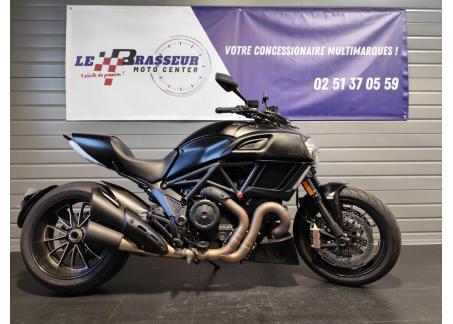 DUCATI DIAVEL DARK FL (garantie 12 mois)