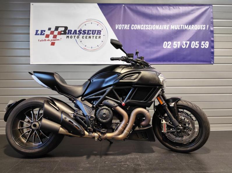 DUCATI DIAVEL DARK FL (garantie 12 mois)