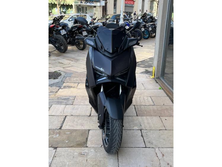 YAMAHA X-MAX 125 TECH MAX