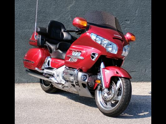 HONDA GL1800 GOLDWING