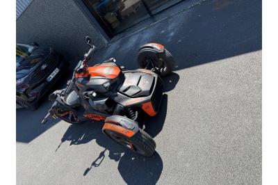 CAN-AM SPYDER